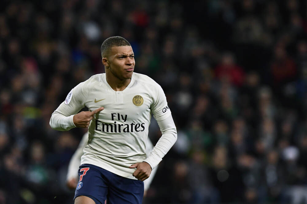 哲理散文《不完而美》作者 刘墉